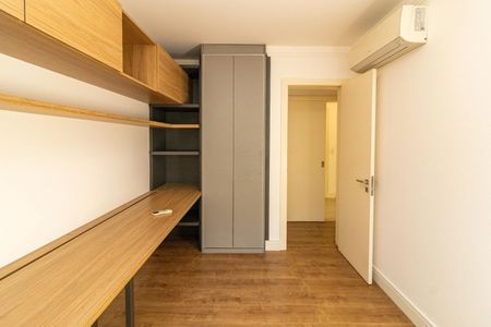 Apartamento para alugar com 117m², 3 quartos e 2 vagas Apartamento para alugar com 117m², 3 quartos e 2 vagasQuarto 1