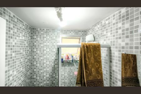 Apartamento para alugar com 48m², 2 quartos e 1 vaga Apartamento para alugar com 48m², 2 quartos e 1 vagaBanheiro