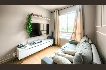 Sala de apartamento para alugar com 2 quartos, 48m² em Vila Arriete, São Paulo
