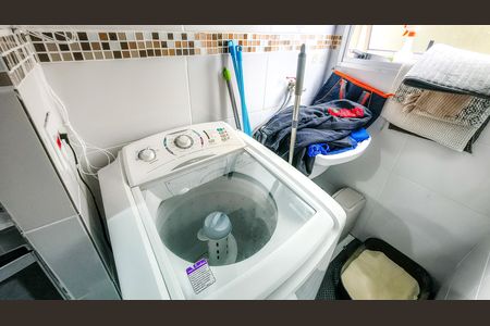 Apartamento para alugar com 48m², 2 quartos e 1 vaga Apartamento para alugar com 48m², 2 quartos e 1 vagaCozinha e Área de Serviço