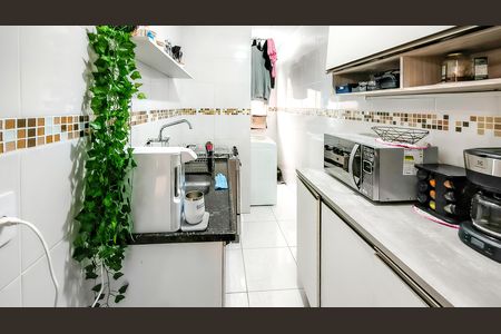 Apartamento para alugar com 48m², 2 quartos e 1 vaga Apartamento para alugar com 48m², 2 quartos e 1 vagaCozinha e Área de Serviço