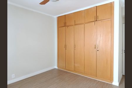 Apartamento à venda com 170m², 3 quartos e 2 vagas Apartamento à venda com 170m², 3 quartos e 2 vagasQuarto 2
