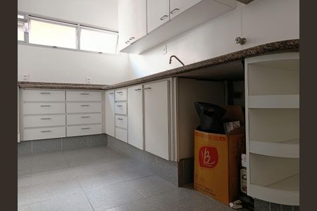 Apartamento à venda com 170m², 3 quartos e 2 vagas Apartamento à venda com 170m², 3 quartos e 2 vagasCozinha