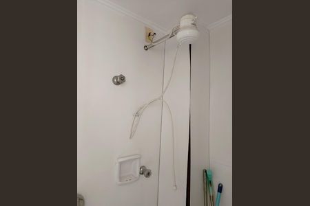 Apartamento à venda com 170m², 3 quartos e 2 vagas Apartamento à venda com 170m², 3 quartos e 2 vagasÁrea de Serviço - banheiro