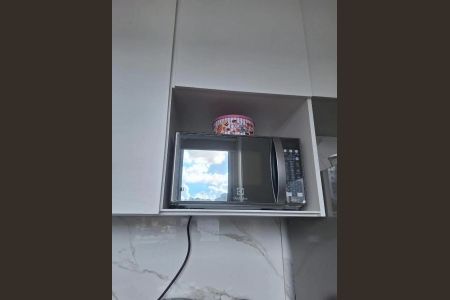 Cozinha de apartamento à venda com 2 quartos, 48m² em Santa Helena, Belo Horizonte