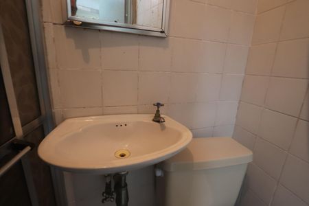 Casa à venda com 271m², 3 quartos e 2 vagasBanheiro da Edícula 1