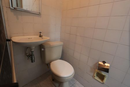 Casa à venda com 271m², 3 quartos e 2 vagasBanheiro da Edícula 1