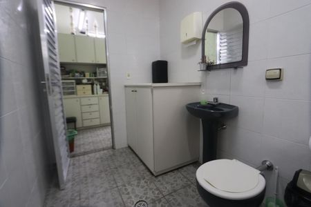 Casa à venda com 271m², 3 quartos e 2 vagasBanheiro do Salão