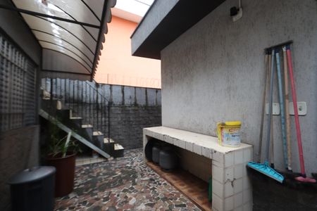 Casa à venda com 271m², 3 quartos e 2 vagasQuintal