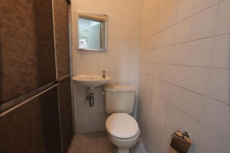Casa à venda com 271m², 3 quartos e 2 vagasBanheiro da Edícula 1