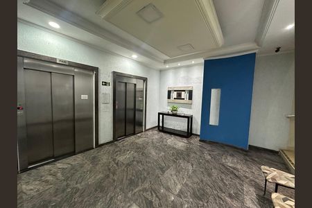 Apartamento para alugar com 77m², 2 quartos e sem vaga Apartamento para alugar com 77m², 2 quartos e sem vagaHall de entrada