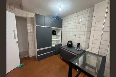 Apartamento para alugar com 77m², 2 quartos e sem vaga Apartamento para alugar com 77m², 2 quartos e sem vagaCozinha