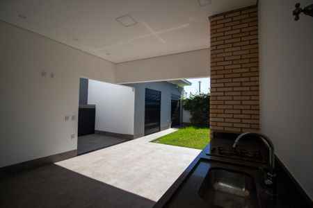 Casa de condomínio para alugar com 220m², 3 quartos e 4 vagas Casa de condomínio para alugar com 220m², 3 quartos e 4 vagasÁrea gourmet