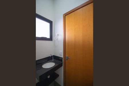 Casa de condomínio para alugar com 220m², 3 quartos e 4 vagas Casa de condomínio para alugar com 220m², 3 quartos e 4 vagasLavabo