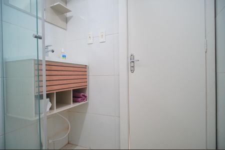 Apartamento para alugar com 52m², 3 quartos e sem vagaBanheiro