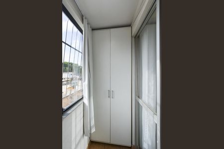 Apartamento à venda com 63m², 2 quartos e 1 vaga Apartamento à venda com 63m², 2 quartos e 1 vagaVaranda