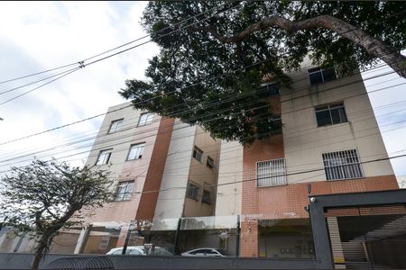 Apartamento à venda com 63m², 2 quartos e 1 vaga Apartamento à venda com 63m², 2 quartos e 1 vagaFachada
