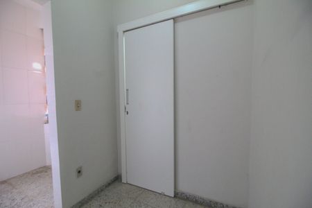 Apartamento para alugar com 80m², 2 quartos e 2 vagas Apartamento para alugar com 80m², 2 quartos e 2 vagasÁrea Comum - Entrada Área de Serviço