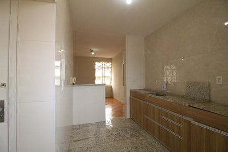 Apartamento para alugar com 80m², 2 quartos e 2 vagas Apartamento para alugar com 80m², 2 quartos e 2 vagasCozinha