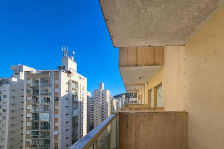 Apartamento para alugar com 1 quarto, 65m² em Barra Funda, Guarujá