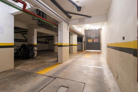 Apartamento para alugar com 20m², 1 quarto e 1 vaga Apartamento para alugar com 20m², 1 quarto e 1 vagaGaragem