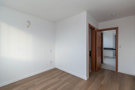 Apartamento para alugar com 51m², 2 quartos e 2 vagas Apartamento para alugar com 51m², 2 quartos e 2 vagasQuarto 2