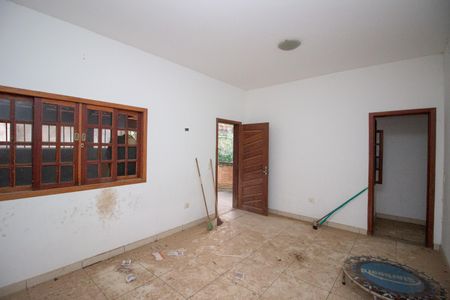 Sala de casa à venda com 3 quartos, 221m² em A Definir Em Campo, Contagem
