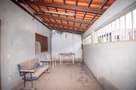 Casa para alugar com 221m², 3 quartos e 4 vagasVaranda