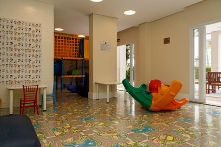 Apartamento à venda com 135m², 3 quartos e 2 vagas Apartamento à venda com 135m², 3 quartos e 2 vagasBrinquedoteca