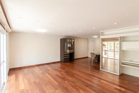 Apartamento à venda com 135m², 3 quartos e 2 vagas Apartamento à venda com 135m², 3 quartos e 2 vagasSala