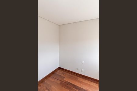 Apartamento à venda com 135m², 3 quartos e 2 vagas Apartamento à venda com 135m², 3 quartos e 2 vagasQuarto 1