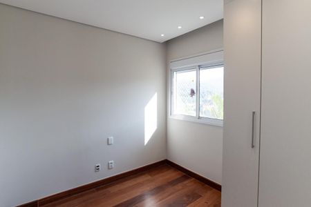 Apartamento à venda com 135m², 3 quartos e 2 vagas Apartamento à venda com 135m², 3 quartos e 2 vagasQuarto 1