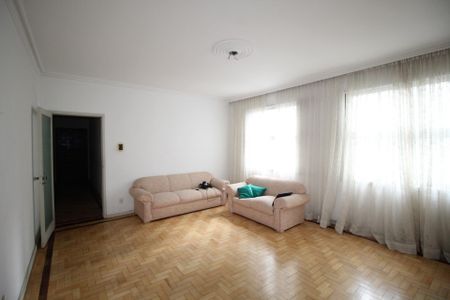 Apartamento para alugar com 110m², 3 quartos e sem vagaSala