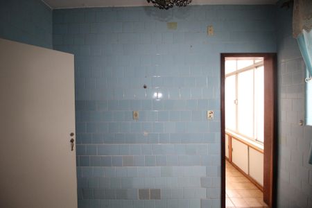 Apartamento para alugar com 110m², 3 quartos e sem vagaCozinha