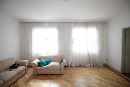 Apartamento para alugar com 110m², 3 quartos e sem vagaSala