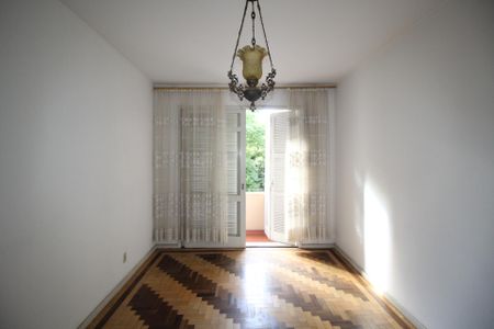 Apartamento para alugar com 110m², 3 quartos e sem vagaQuarto 1