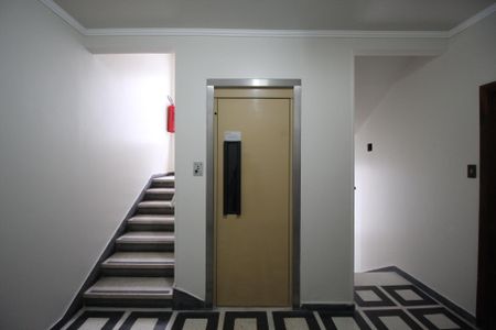 Apartamento para alugar com 110m², 3 quartos e sem vagaCorredor