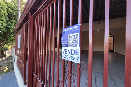 Casa à venda com 119m², 4 quartos e 4 vagas Casa à venda com 119m², 4 quartos e 4 vagasPlaca Instalada