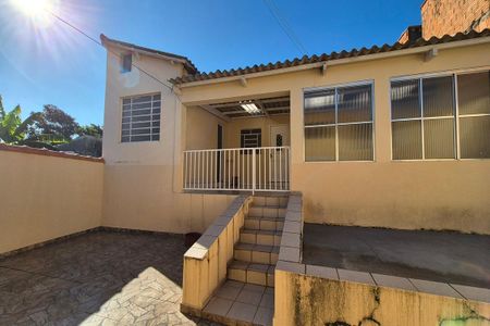 Casa à venda com 119m², 4 quartos e 4 vagas Casa à venda com 119m², 4 quartos e 4 vagasVista da Suíte