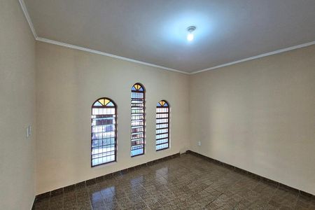 Sala de casa à venda com 4 quartos, 119m² em Jardim Santa Lúcia, Campinas