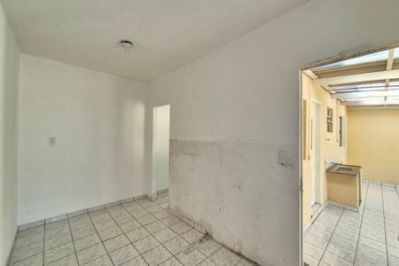 Casa à venda com 119m², 4 quartos e 4 vagas Casa à venda com 119m², 4 quartos e 4 vagasCozinha