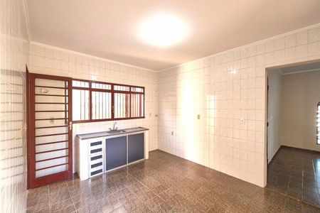 Casa à venda com 119m², 4 quartos e 4 vagas Casa à venda com 119m², 4 quartos e 4 vagasCozinha