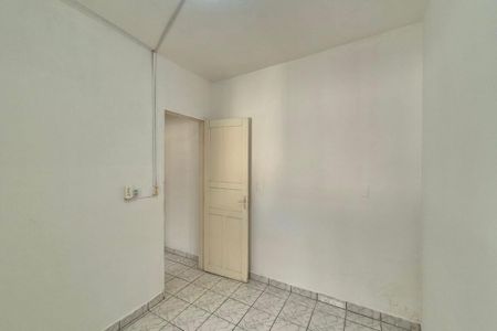 Casa à venda com 119m², 4 quartos e 4 vagas Casa à venda com 119m², 4 quartos e 4 vagasQuarto