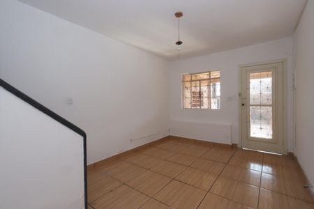 Sala de casa à venda com 2 quartos, 70m² em Vila Lucia, São Paulo