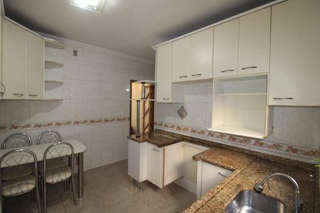 Casa para alugar com 125m², 3 quartos e 2 vagasCozinha