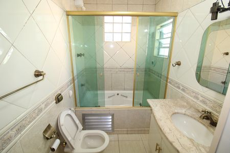 Casa para alugar com 125m², 3 quartos e 2 vagasBanheiro