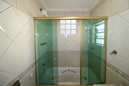 Casa para alugar com 125m², 3 quartos e 2 vagasBanheiro