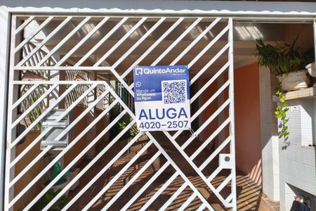 Casa para alugar com 125m², 3 quartos e 2 vagasFachada