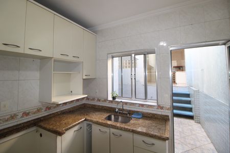 Casa para alugar com 125m², 3 quartos e 2 vagasCozinha