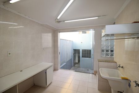 Casa para alugar com 125m², 3 quartos e 2 vagasÁrea de Serviço